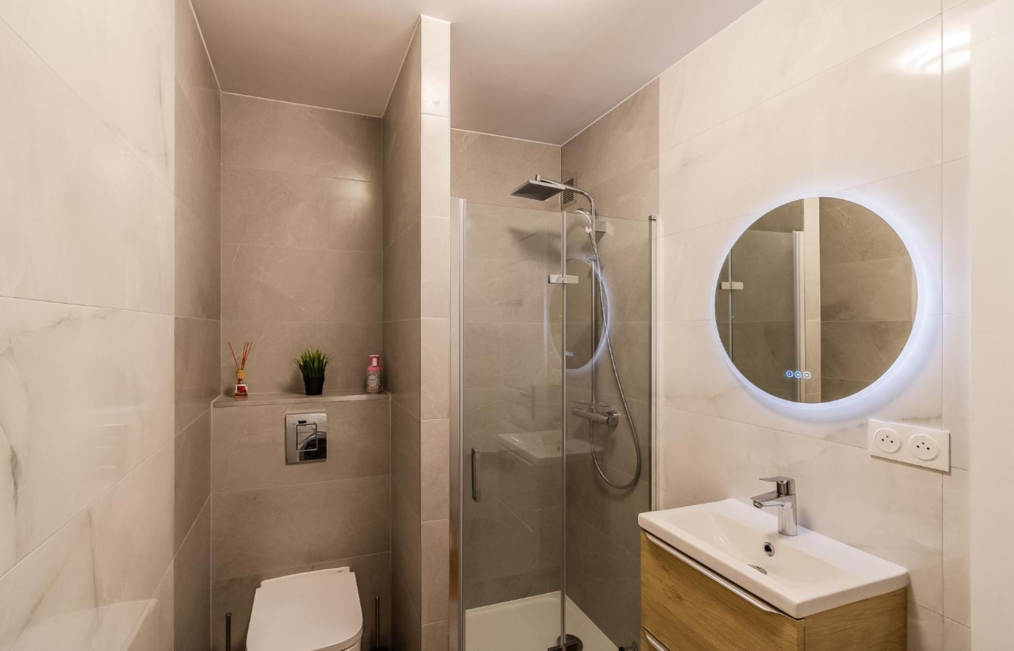 T2 Tete D'Or Confort + Parking Gratuit Villeurbanne Buitenkant foto